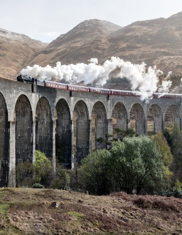pexels-train-scotland